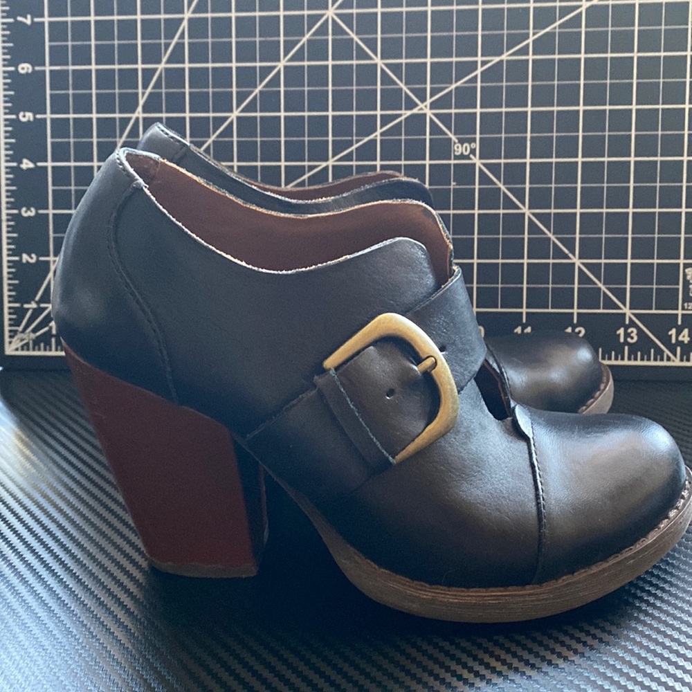 Korks genuine leather shoes booties baroque style